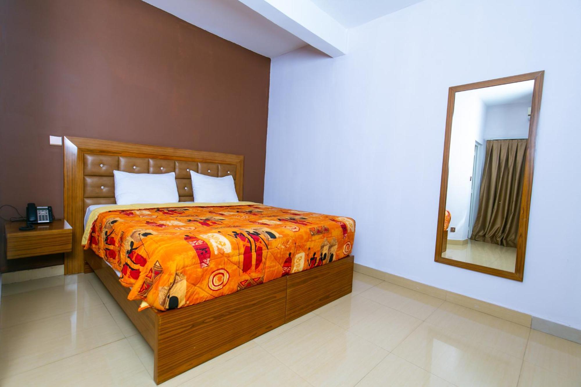 Wakola Hotel Cheikh Anta Diop Дакар Экстерьер фото